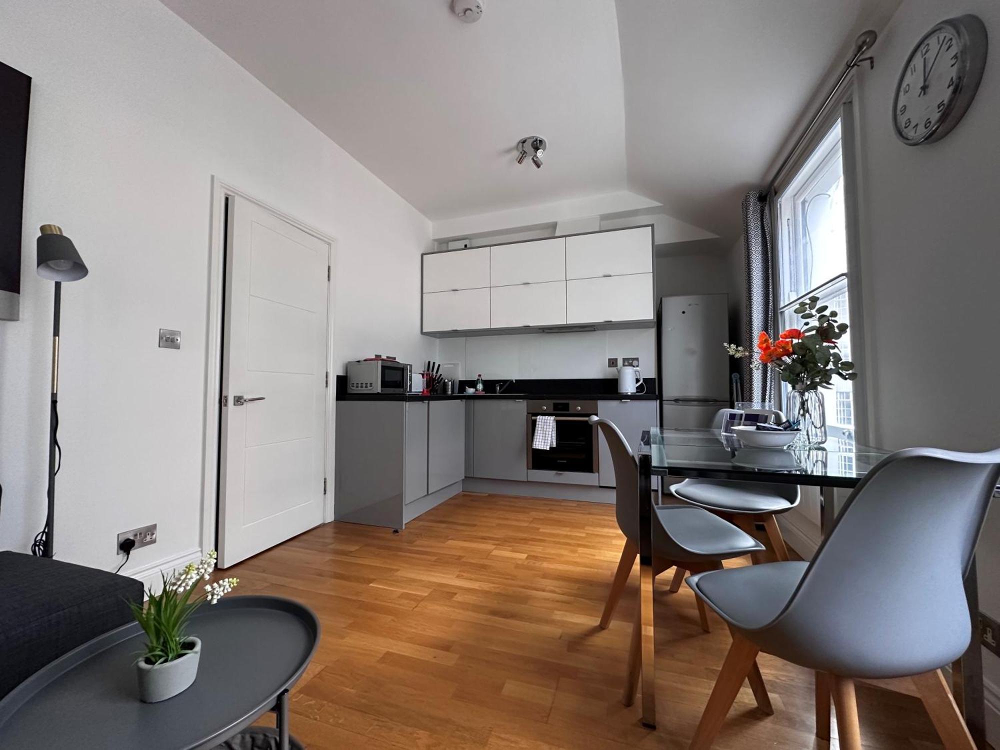 Apt 4, Soho Apartments 2Nd Floor By Indigo Flats London Luaran gambar